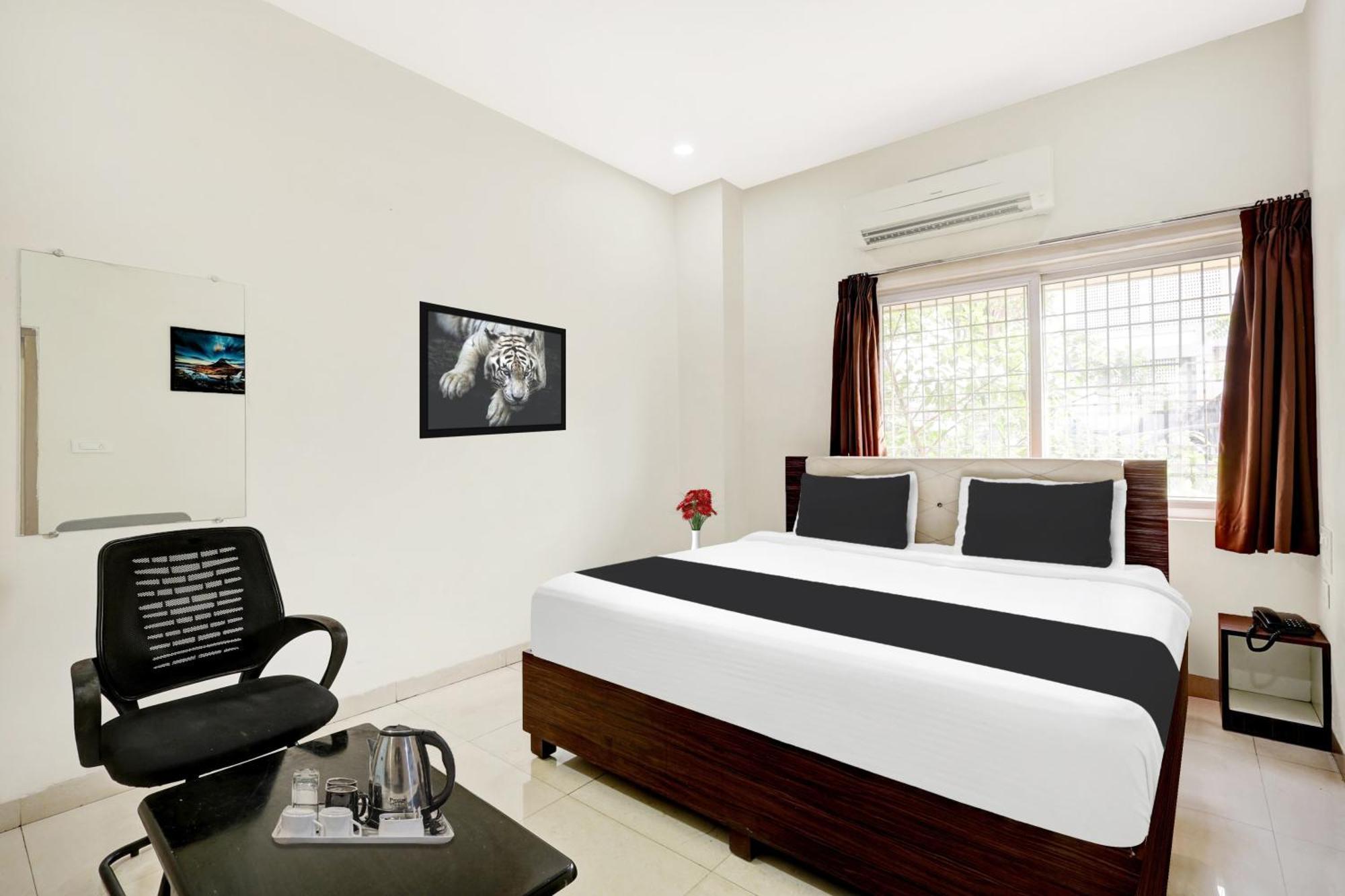 Super Collection O Dabagardens Near Beach Road วิสาขปัตนัม ภายนอก รูปภาพ
